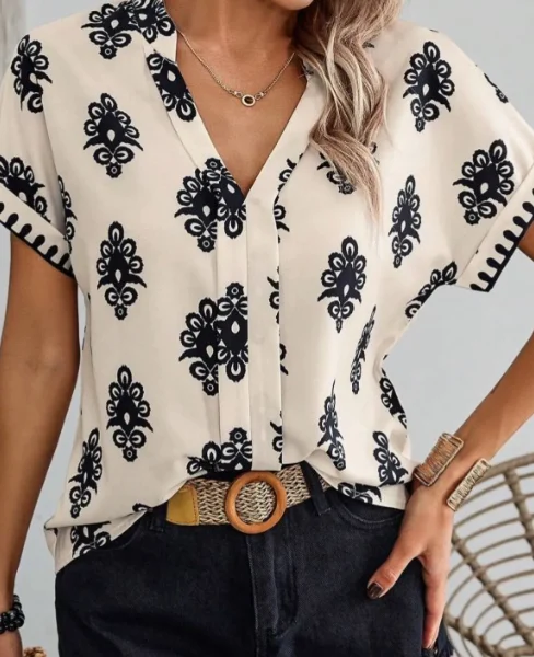 White Dasmask Printed Top - L